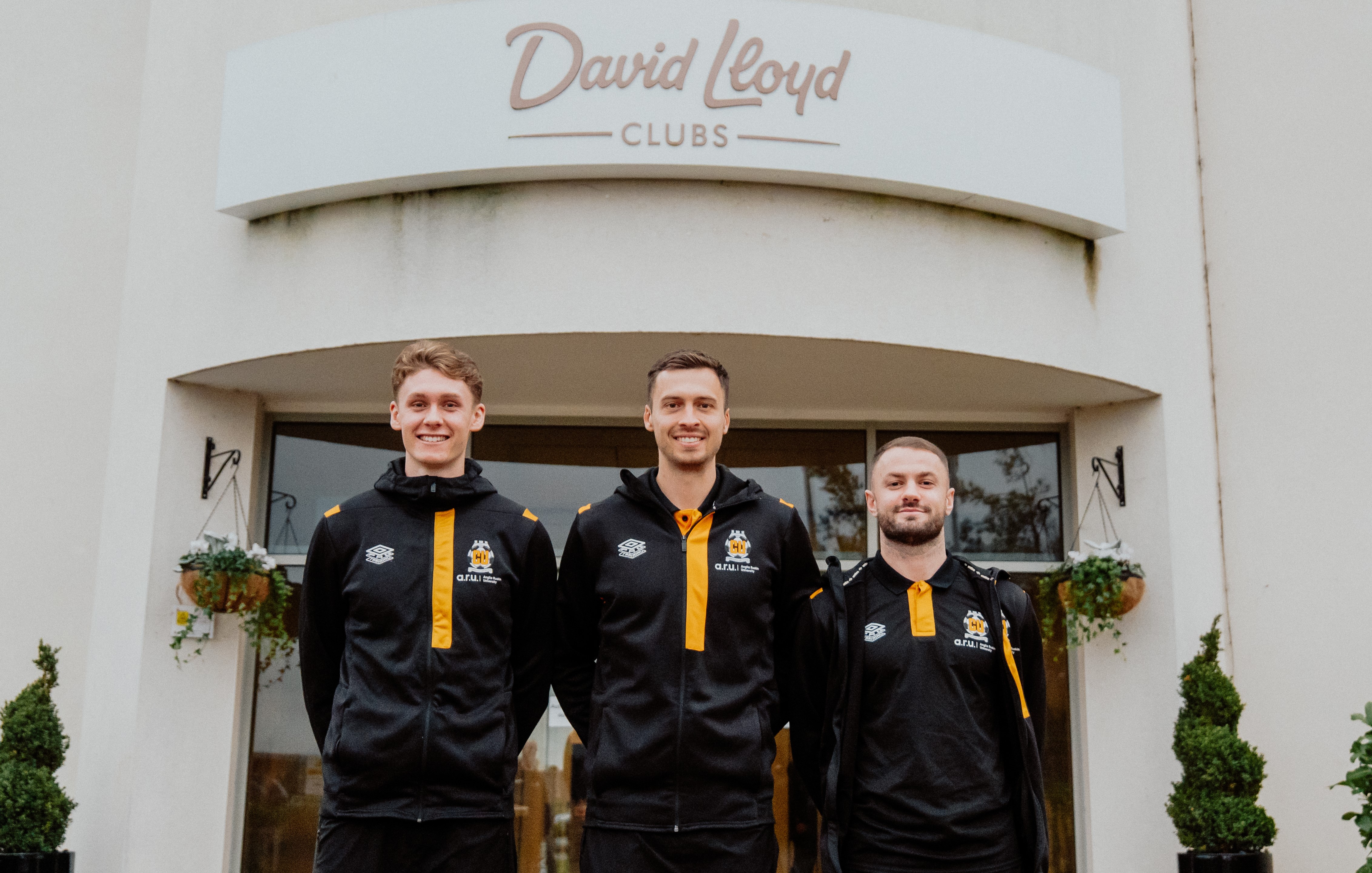 Photo of players outside David Lloyd Cambridge