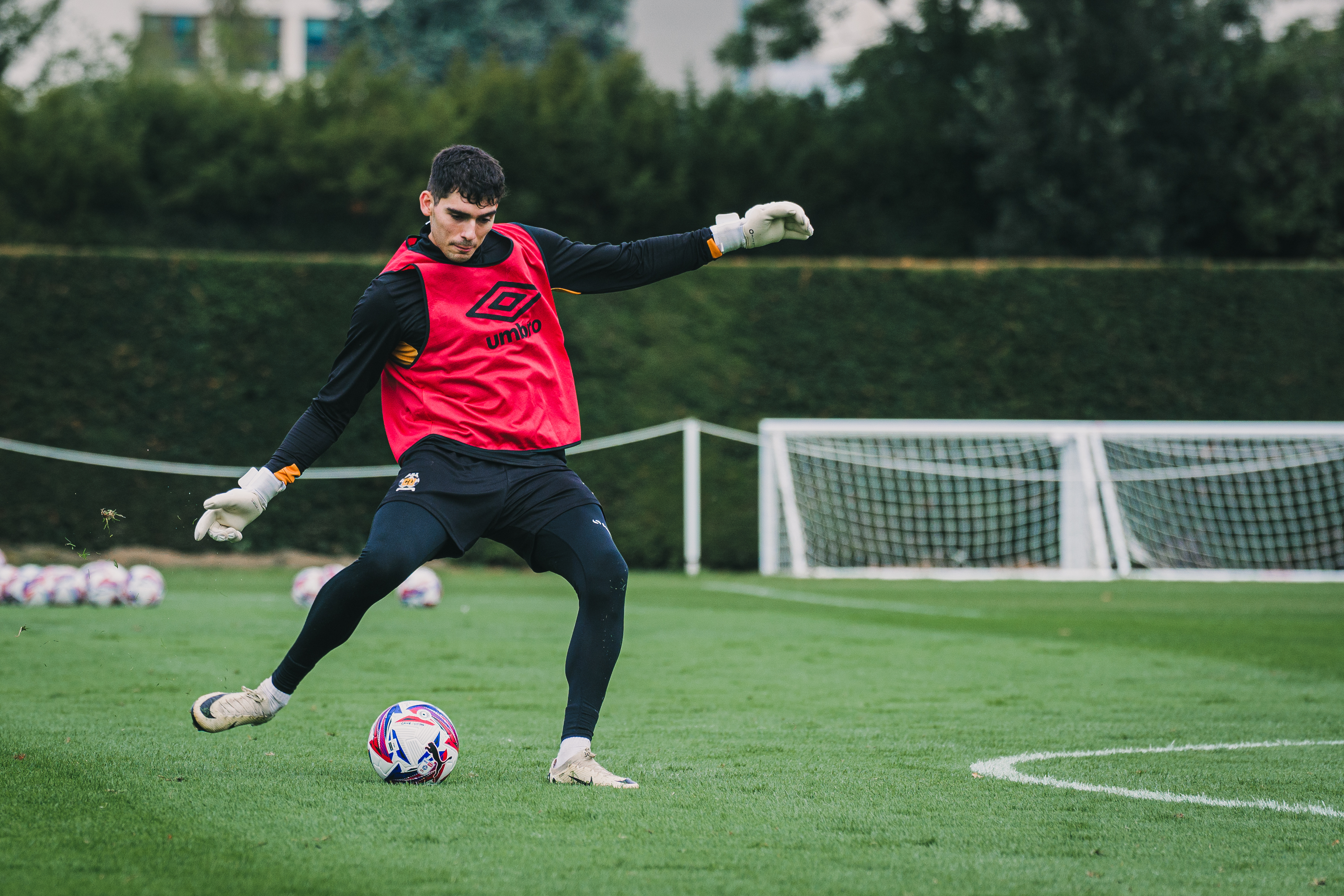 Vicente Reyes in training