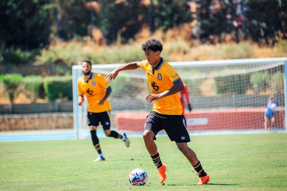 United face Bromley in Portugal