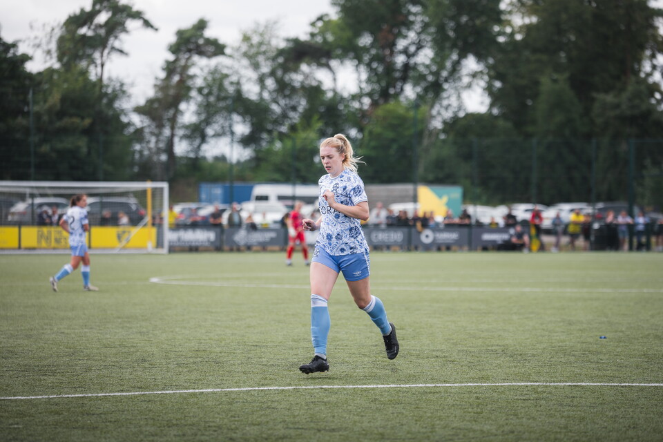 Cambridge United Women in action against Norwich City Ladies