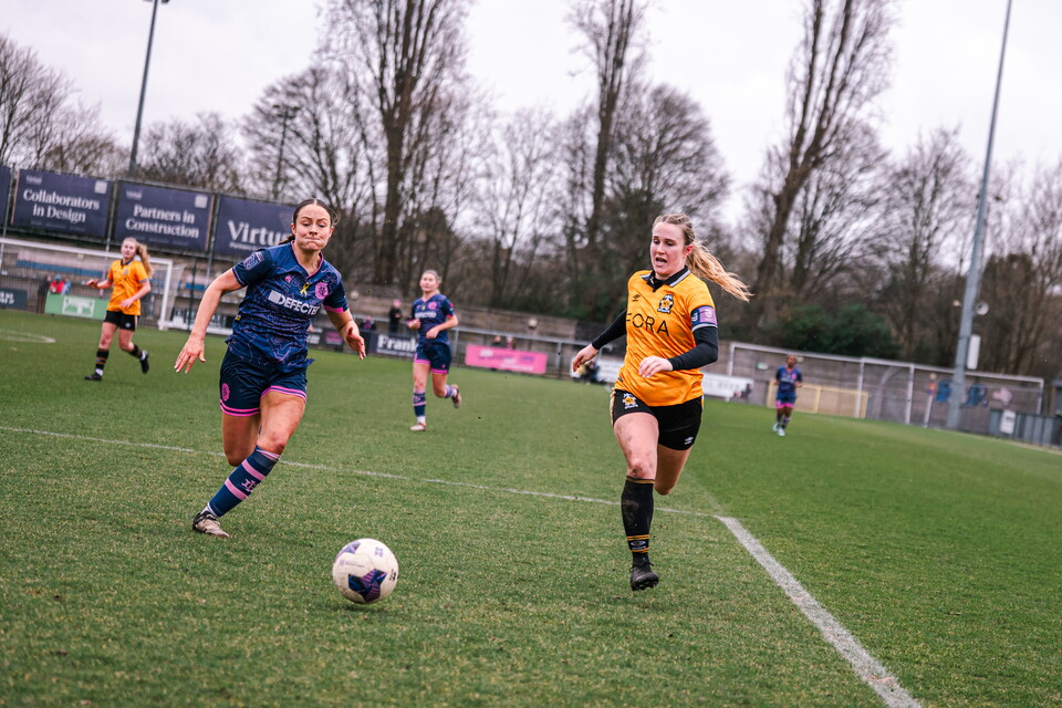 Cambridge United Women in action Vs Dulwich Hamlet