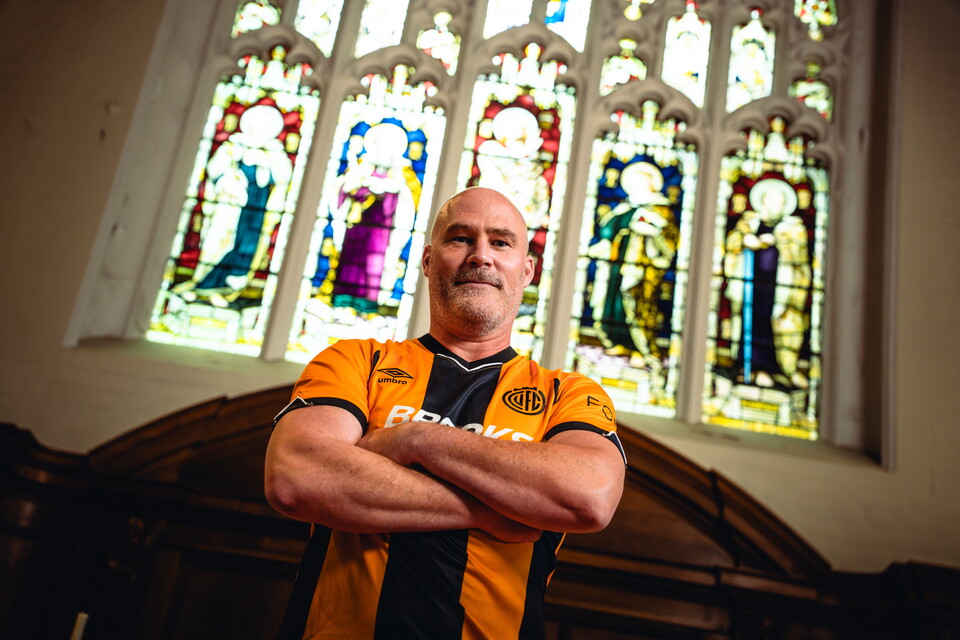 Andy Duncan in the 25/26 shirt