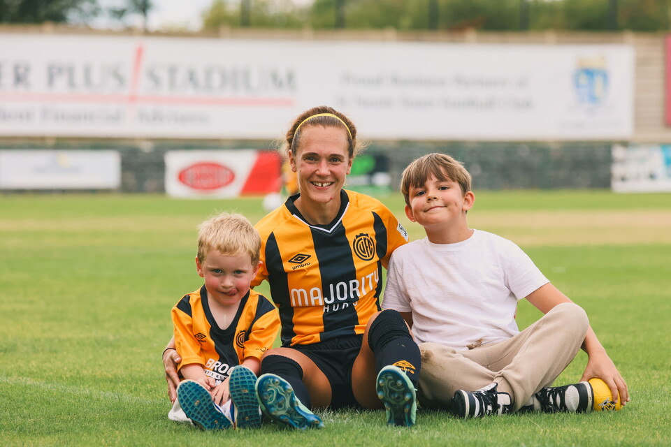 Jade Bell with family