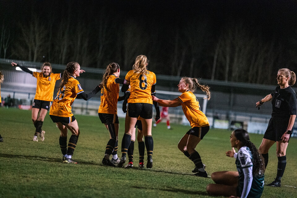 Cambridge United Women celebrate
