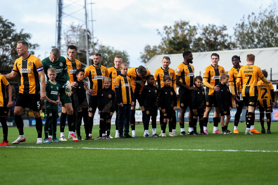 Cambridge United line-up ahead of kick-off
