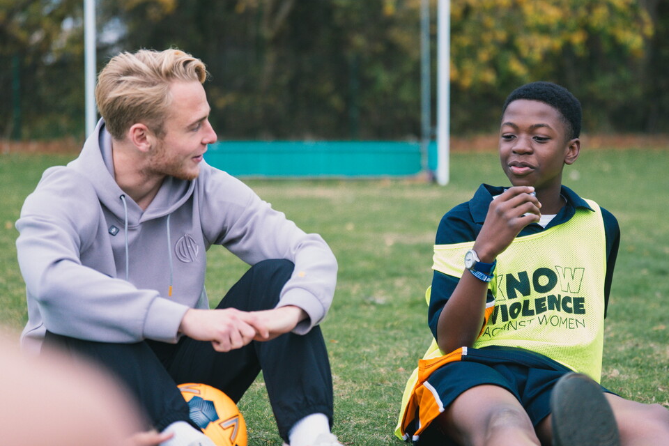 Liam Bennett visits Pledge United