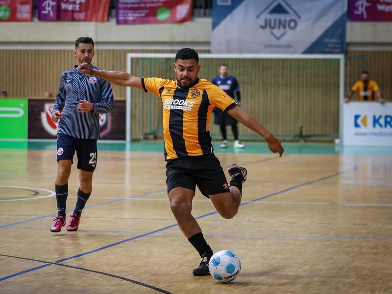Cambridge United Legends at the Bretterknaller tournament