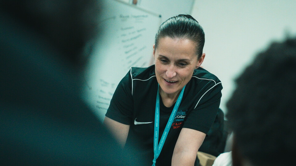 Education Tutor working with Scholars