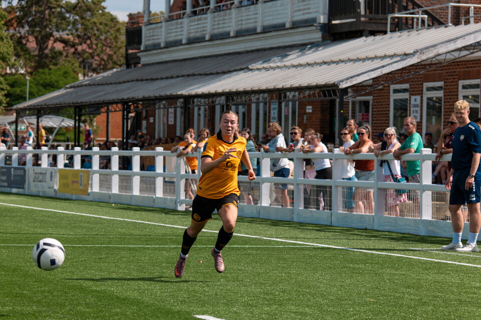 Cambridge United Women vs London Bees