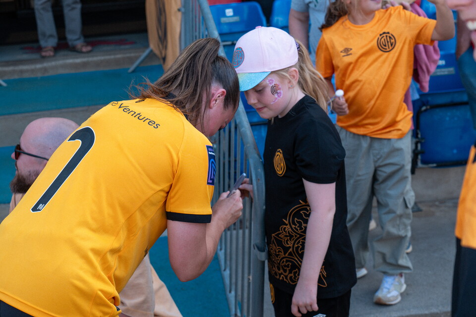 Cambridge United Women vs London Bees