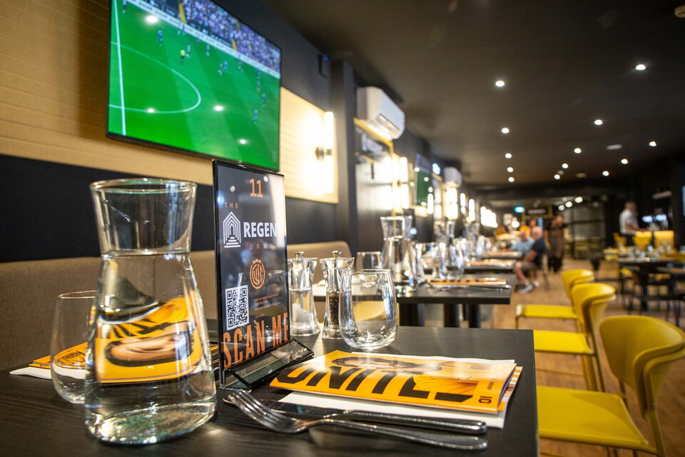 Regent Lounge