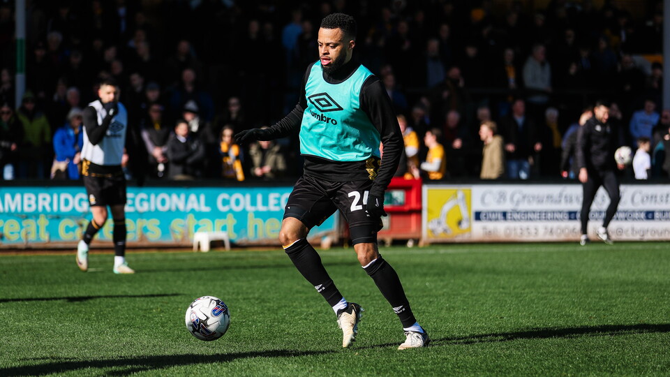 Jordan Cousins during warm-ups