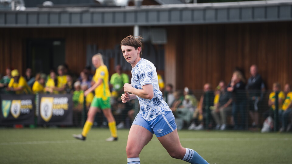 Mollie Coupar vs Norwich City