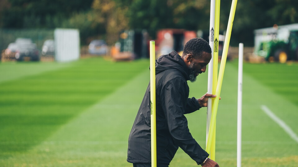 Jason Euell setting up training