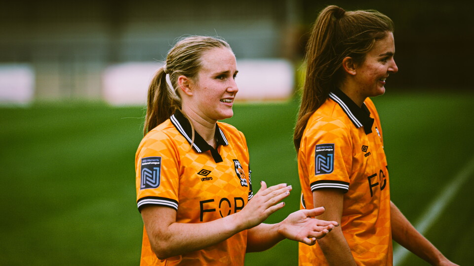 Cambridge United Women clap supporters at St Neots