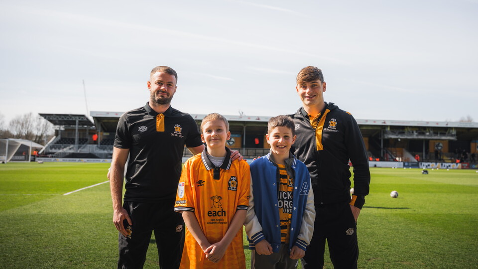 Young fans with James Gibbons and Josh Stokes