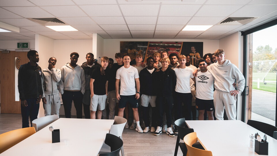 Mark Pugh working with Cambridge United Scholars