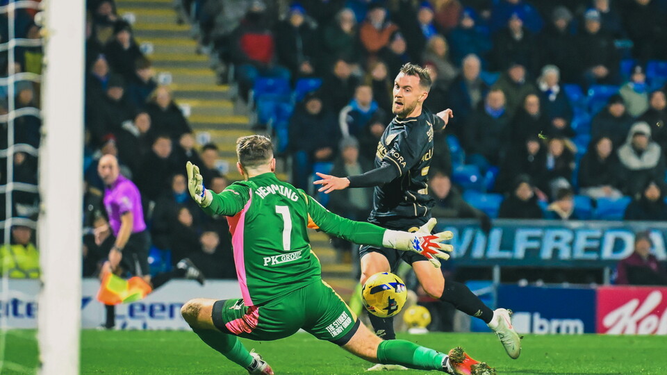 Shane McLoughlin scores