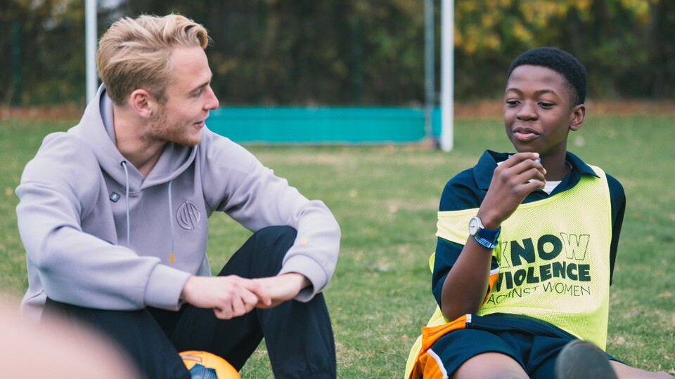 Liam Bennett visits Pledge United