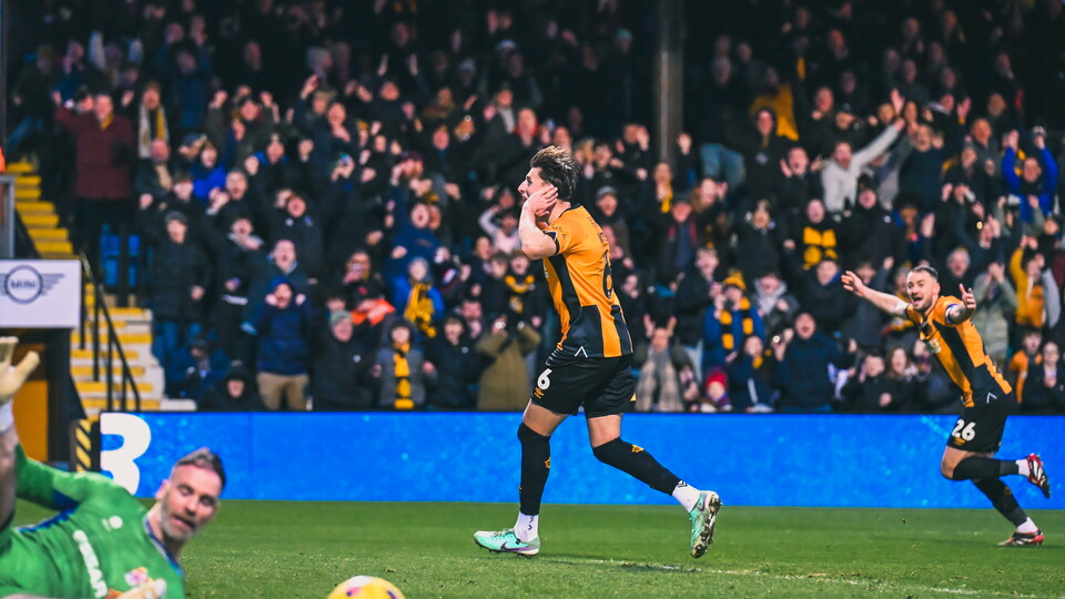 Kell Watts celebrates