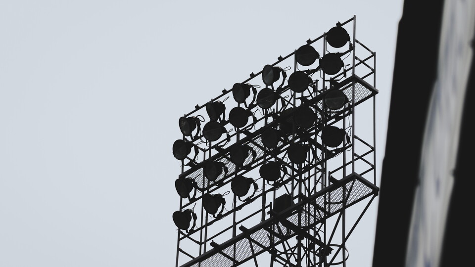 A close up of the floodlights