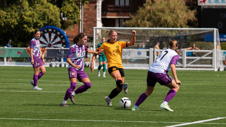 Cambridge United Women in action