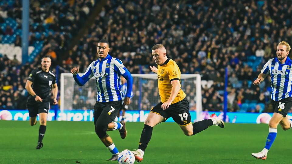 Shayne Lavery in action
