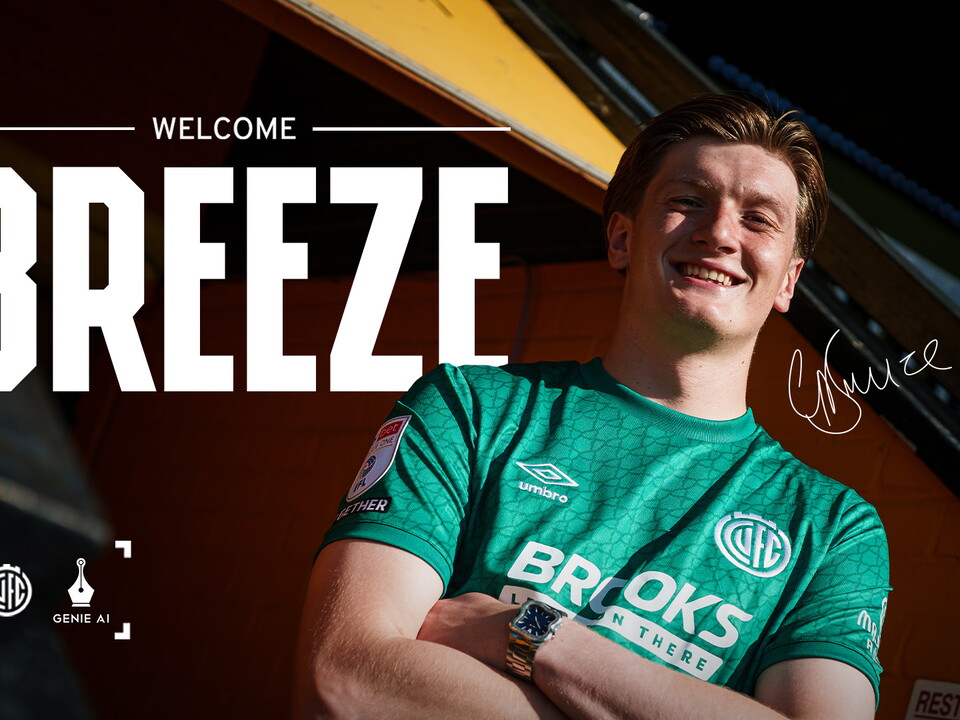 Gabriel Breeze signing photo