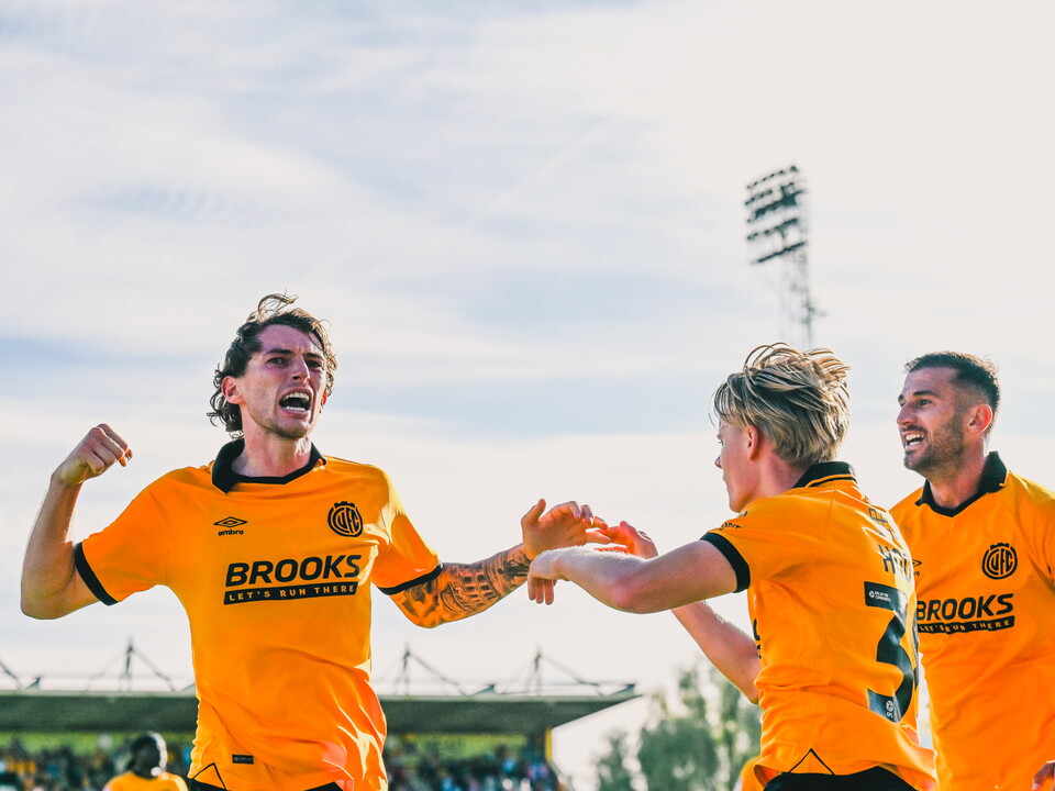 Zak Bradshaw celebrates
