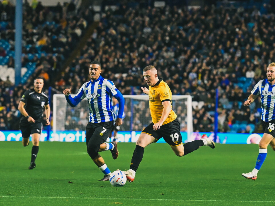 Shayne Lavery in action